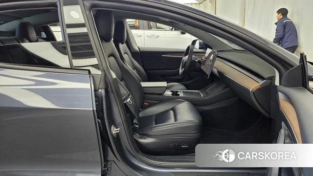 Tesla Model 3 2022 Серый из Кореи, фото 2