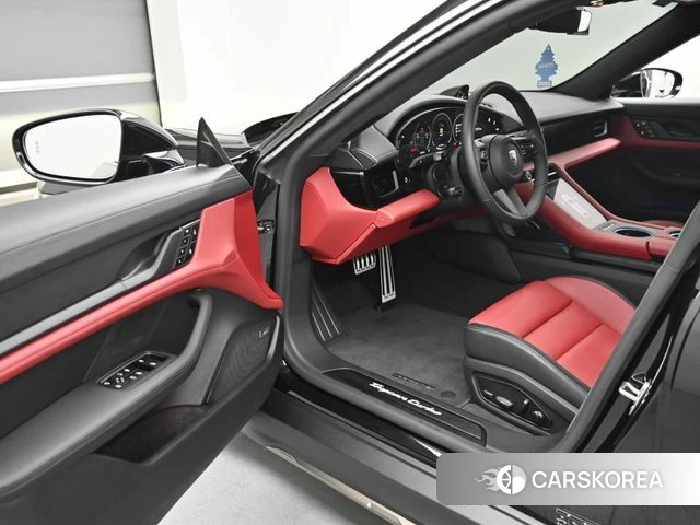 Porsche Taycan id 4969410 из Кореи 2
