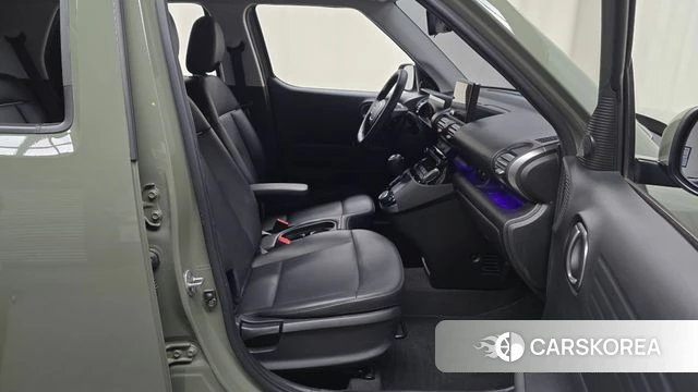 Hyundai Casper 2023 Зеленый из Кореи, фото 2
