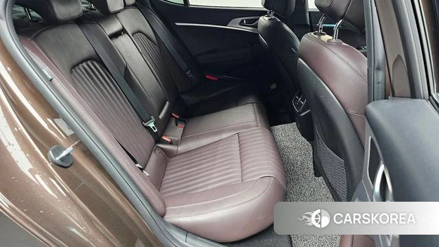 Genesis The New G70 2021 Коричневый из Кореи, фото 2