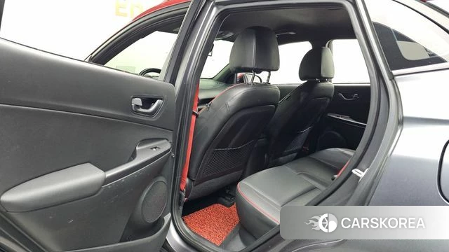 Hyundai Kona 2019 Серебристо-серый из Кореи, фото 2