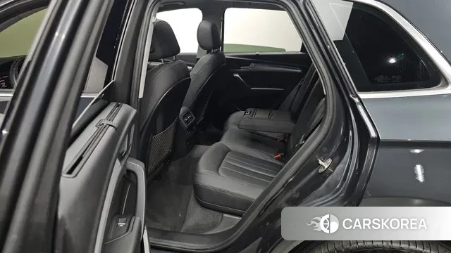 Audi Q5 (FY) 2022 Серый из Кореи, фото 2