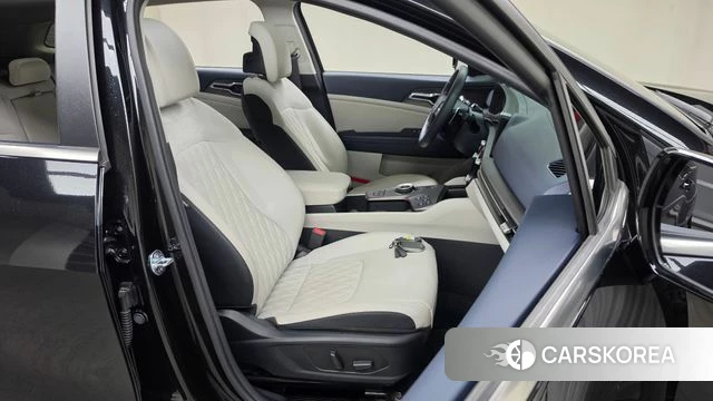 Kia The New Sportage 5th Generation Hybrid 2024 Черный из Кореи, фото 4