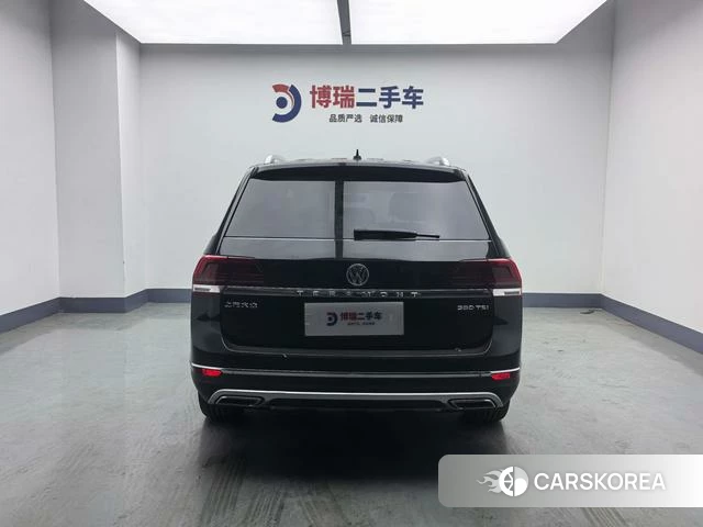 Volkswagen Teramont 2021 Черный из Китая, фото 2