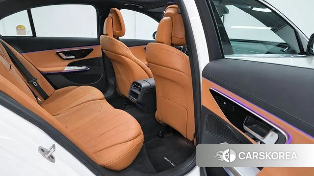 Mercedes-Benz E-Class W214 2026 Белый из Кореи, фото 2