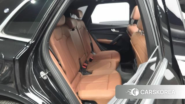 Audi Q5 (FY) 2024 Черный из Кореи, фото 2