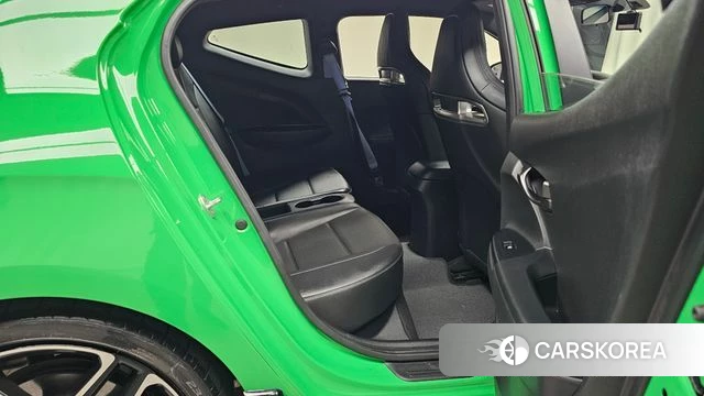 Hyundai Veloster (JS) 2019 Зеленый из Кореи, фото 2