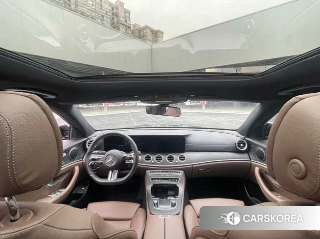 Mercedes-Benz E-Class 2022 Черный из Китая, фото 2
