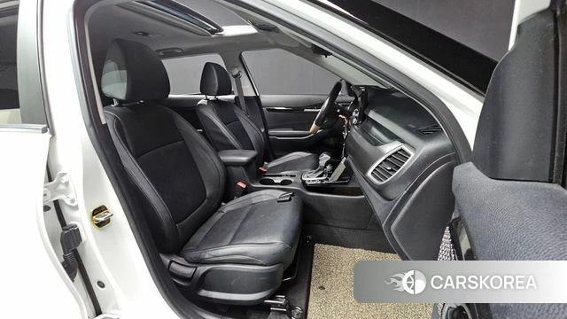 Kia Seltos 2021 Белый из Кореи, фото 2