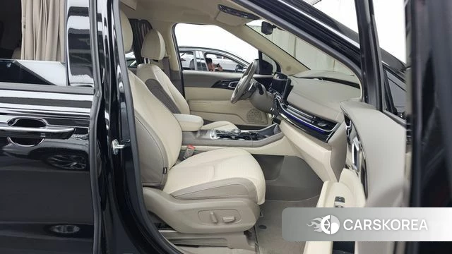 Kia The New Carnival 4th Generation 2024 Черный из Кореи, фото 2