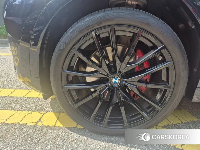 BMW X6 (G06) 2026 Черный из Кореи, фото 2