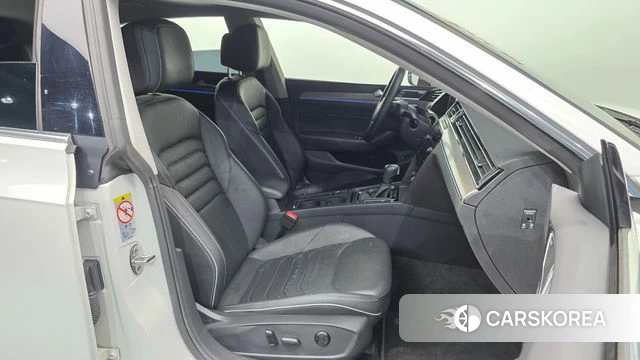 Volkswagen Arteon 2020 Белый из Кореи, фото 2