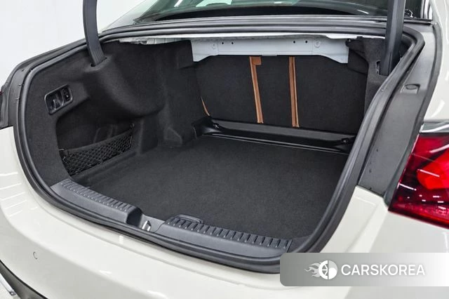 Mercedes-Benz E-Class W214 2026 Белый из Кореи, фото 2