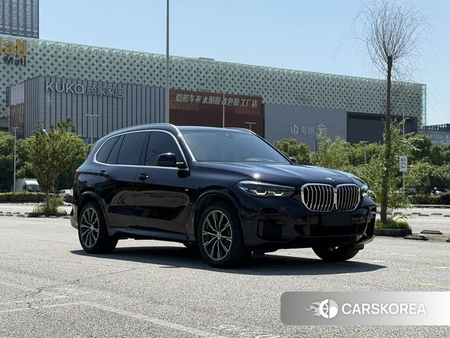 BMW X5 2022 Черный из Китая, фото 2