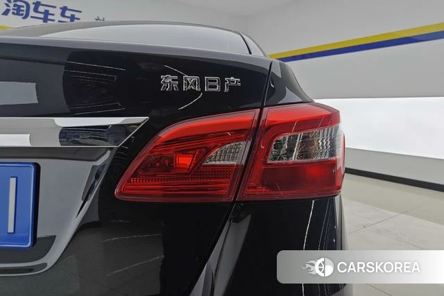 Nissan Sylphy 2022 Черный из Китая, фото 2