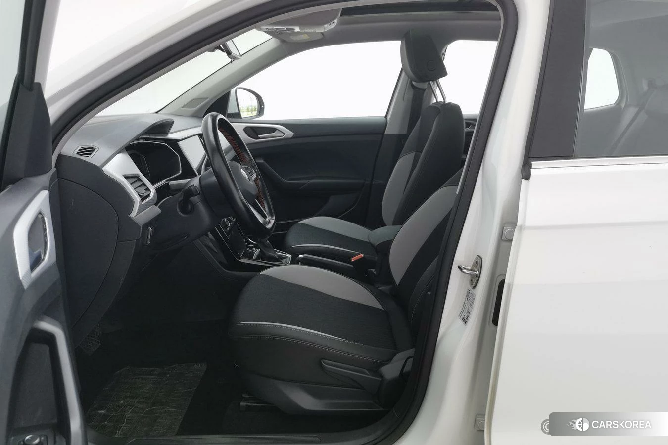 Volkswagen Tacqua 2021 Белый из Китая, фото 2