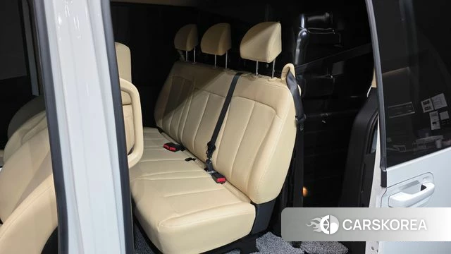 Hyundai Staria 2024 Белый из Кореи, фото 2