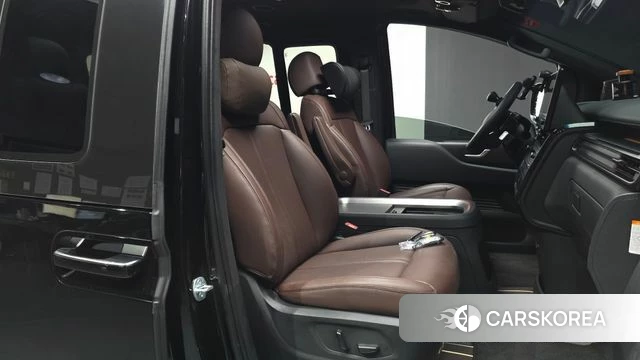 Hyundai The New Staria 2026 Черный из Кореи, фото 2