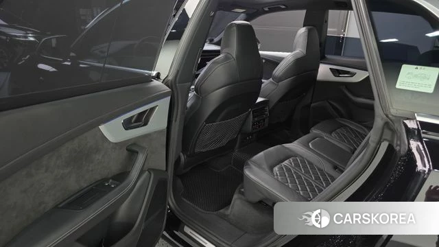 Audi Q8 (4M) 2021 Черный из Кореи, фото 2