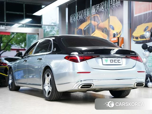 Mercedes-Benz Maybach S-Class 2024 Серебристо-серый из Китая, фото 2