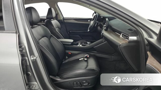 Kia K5 3rd generation 2020 Серебристо-серый из Кореи, фото 2