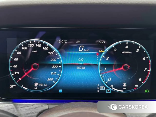 Mercedes-Benz E-Class 2023 Черный из Китая, фото 2