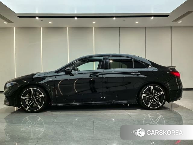 Mercedes-Benz AMG A-Class 2024 Черный из Китая, фото 2