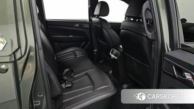 Ssangyong The New Rexton Sport 2024 Темно-зеленый из Кореи, фото 2
