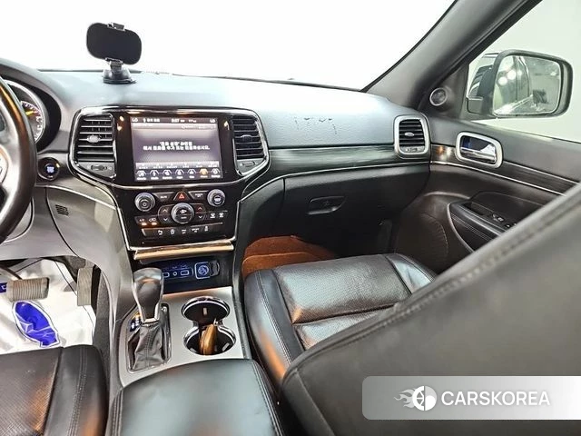 Jeep Grand Cherokee 2021 Черный из Кореи, фото 2