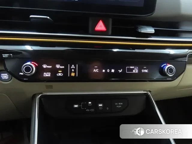 Kia The New Carnival 4th Generation 2024 Черный из Кореи, фото 2