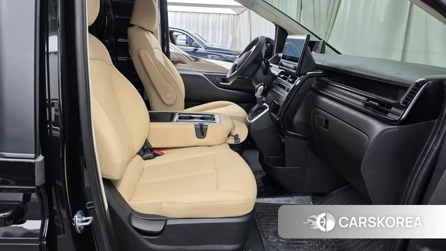 Hyundai The New Staria 2026 Черный из Кореи, фото 2