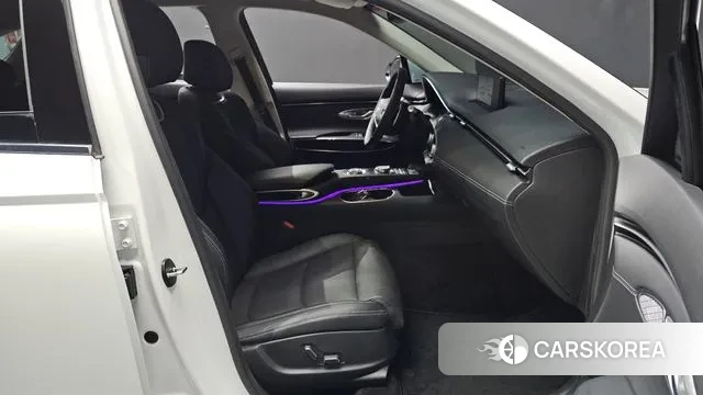 Genesis GV70 2022 Белый из Кореи, фото 2