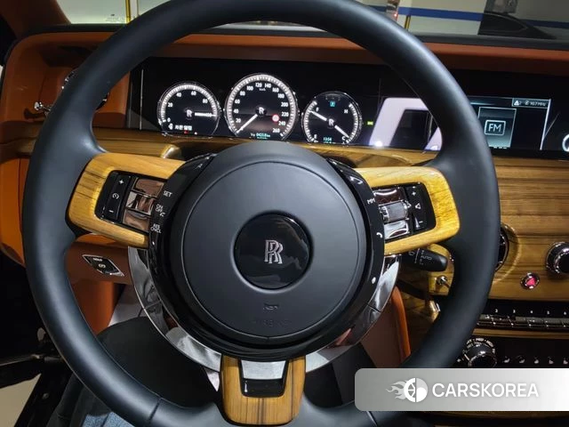 Rolls-Royce Phantom 2021 Черный двухцветный из Кореи, фото 2