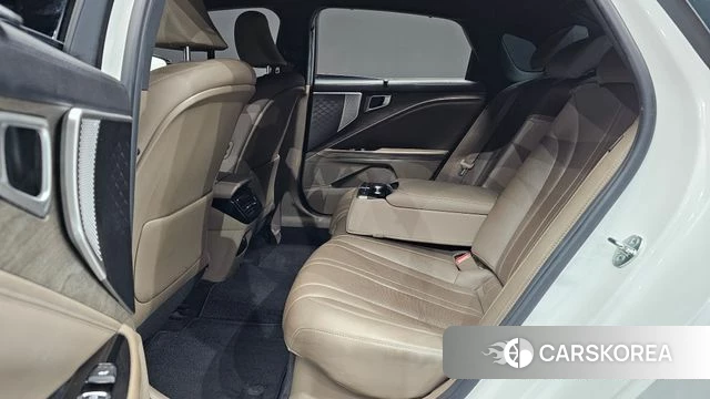 Kia K8 Hybrid 2023 Белый из Кореи, фото 2