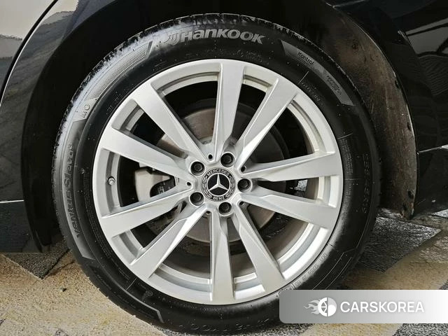 Mercedes-Benz S-Class 2023 Черный из Китая, фото 2