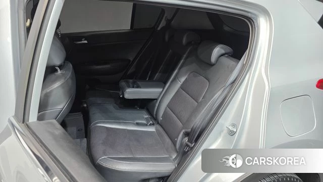 Kia Sportage The Bold 2018 Серебряный из Кореи, фото 2