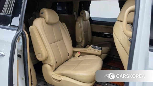 Kia The New Carnival 2019 Белый из Кореи, фото 2