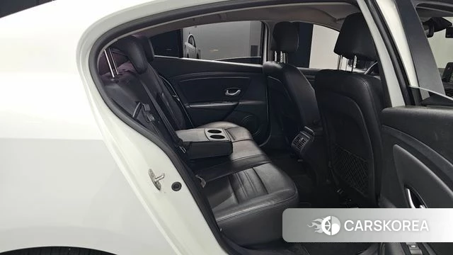 Renault Korea (Samsung) SM3 Z.E. 2020 Белый из Кореи, фото 2