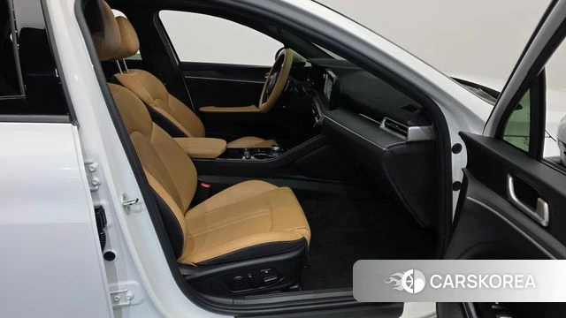 Kia K5 3rd generation 2022 Белый из Кореи, фото 2