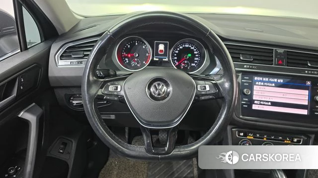 Volkswagen Tiguan second Generation 2020 Серый из Кореи, фото 2