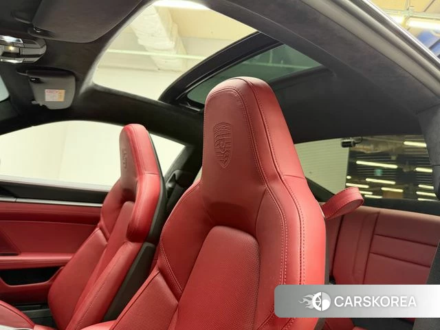 Porsche 911(992) 2020 Серебряный из Кореи, фото 2