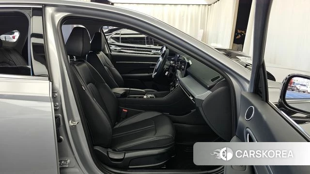 Hyundai Sonata D Edge (DN8) 2026 Серебристо-серый из Кореи, фото 2