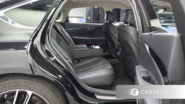 Genesis G80 (RG3) 2024 Черный из Кореи, фото 2