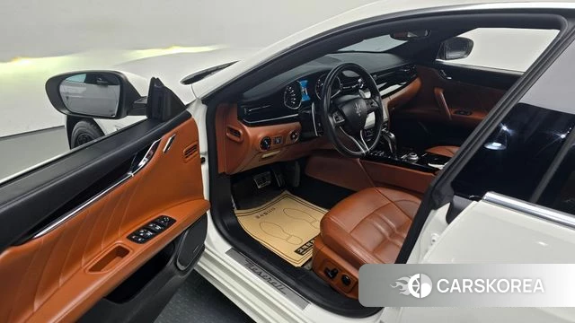 Maserati Quattroporte 2019 Белый из Кореи, фото 2