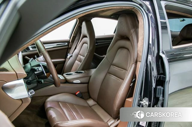 Porsche Panamera (971) 2021 Черный из Кореи, фото 2