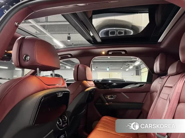 Bentley Bentayga 2020 Синий из Кореи, фото 2