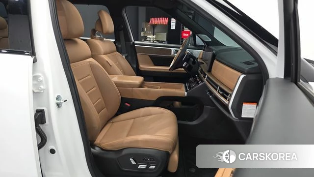 Hyundai Santa Fe (MX5) 2024 Белый из Кореи, фото 2