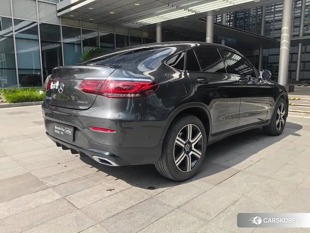Mercedes-Benz GLC 2022 Silver/gray из Китая, фото 2