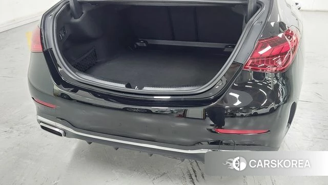 Mercedes-Benz C-Class W206 2026 Черный из Кореи, фото 2