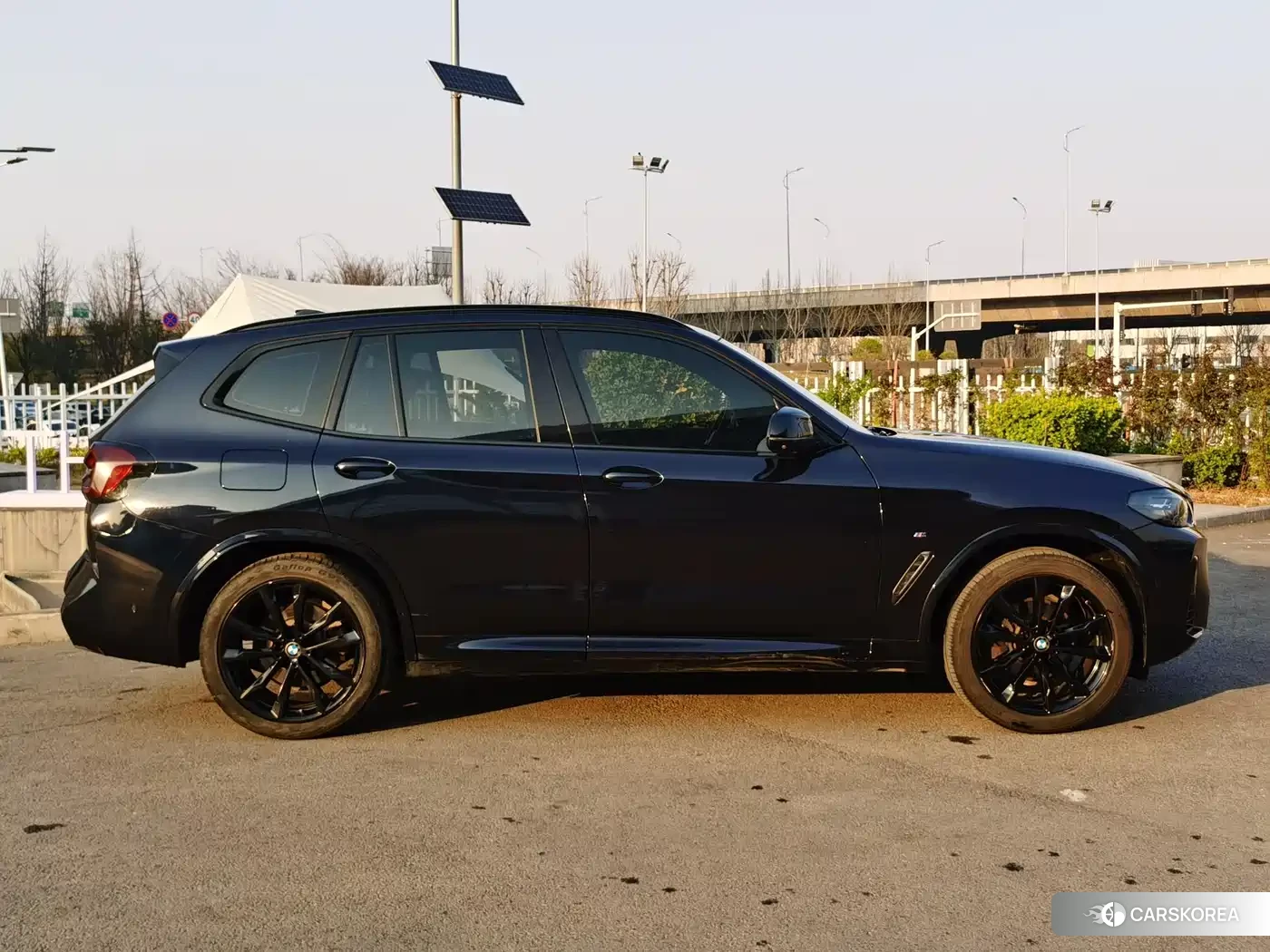 BMW X3 2022 Черный из Китая, фото 2